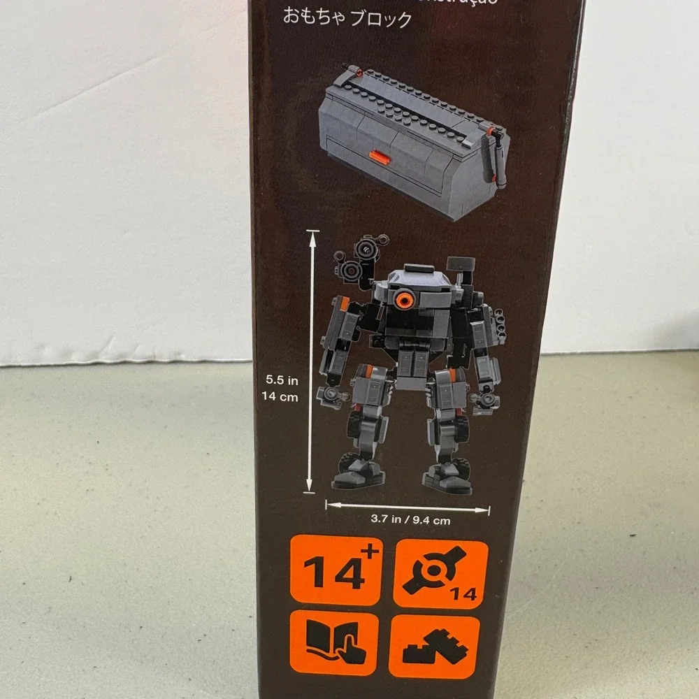 MyBuild Mecha Frame Armed Forces 7004 Stryker Building Kit Grey Robot Toy HTF